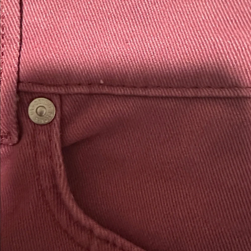 Gloria Vanderbilt Amanda Capri Pants - Picture 15 of 15